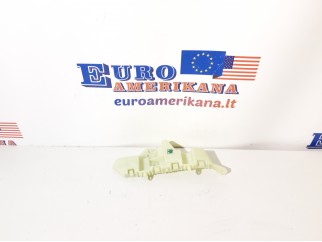 Side Retainer (right)